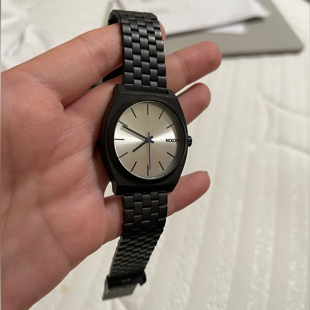 NIXON WATCH